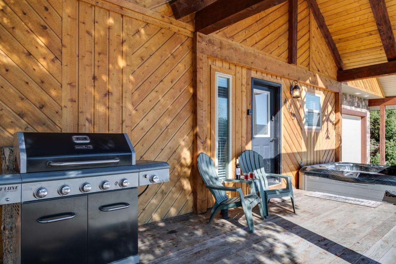Huckleberry Hollow By Kabino Hot Tub Firepit Ps2 Satellite Grill Wifi Golf Course Island Park Exteriör bild
